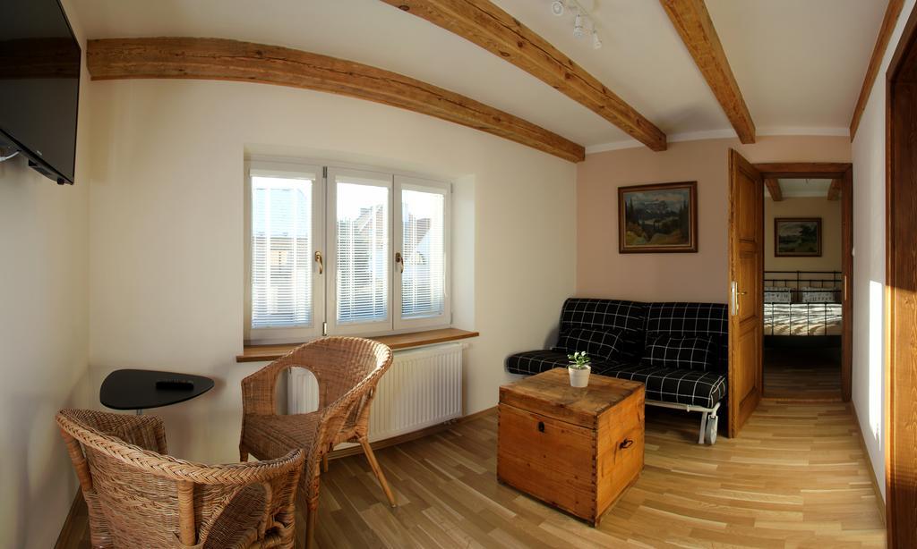 Penzionek Jh Jindrichuv Hradec Exterior foto